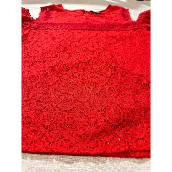 Project Runway Red Crochet top cold shoulder-XL - Picture 4 of 12